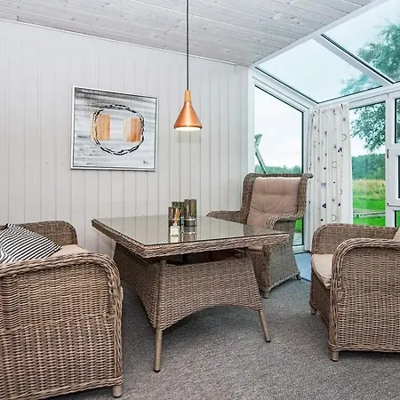 Semesterbostad Three-bedroom Holiday In 2 Hemmet