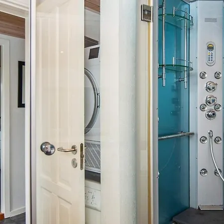 Three-bedroom Holiday In 2